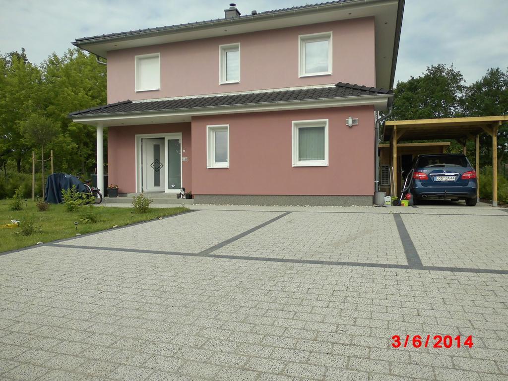 Pension Resi Schöneiche Exterior foto